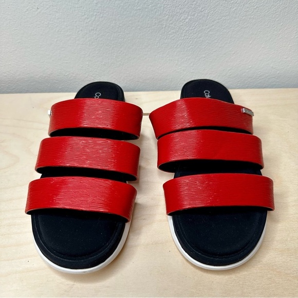 Calvin Klein Dalana Birch Saffiano in Crimson Red Slip on sandals‎ Sz 7 LIKE NEW - Picture 1 of 6